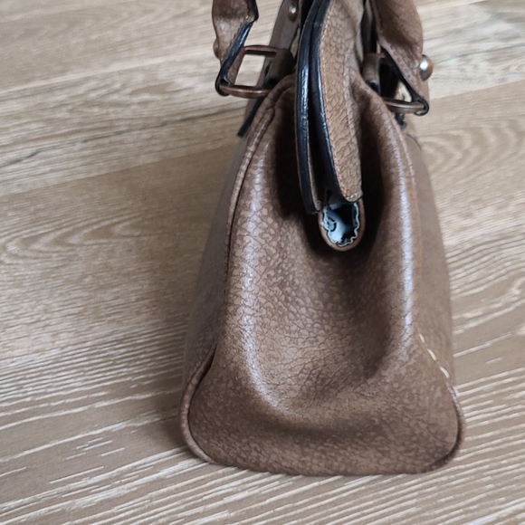 Guess brown faux leather purse - Picture 6 of 6